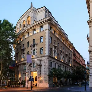 Hotel Grand Palace, Rzym